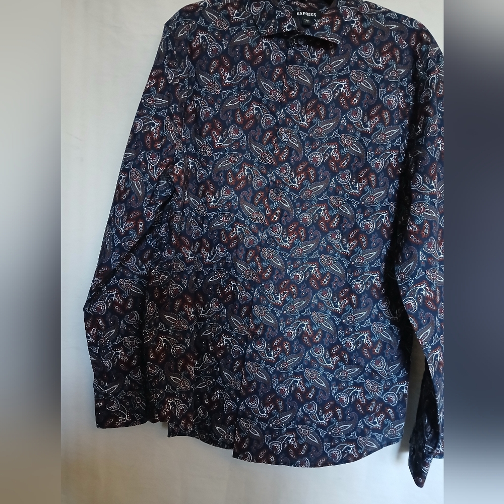 Express Men's Long-sleeve Paisley Button-up Shirt.